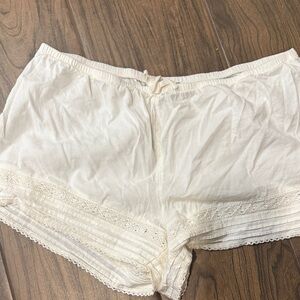 Women’s Cream Cotton Sleep Shorts with Lace Trim